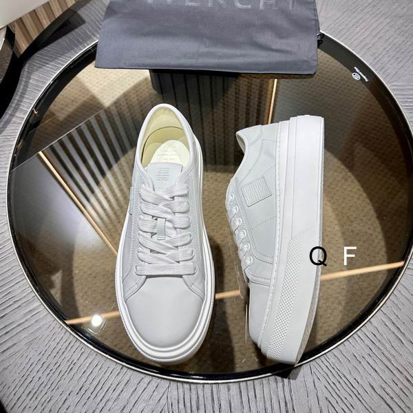Givenchy sz35-44 2C TF1201