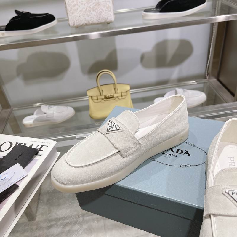 PRADA 35-40 mnw12