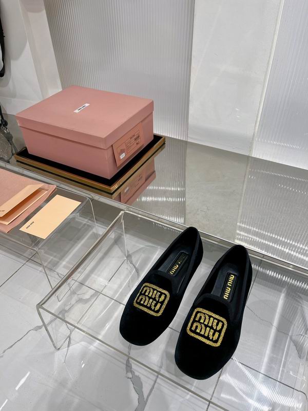 MiuMiu sz35-40 mnf0301