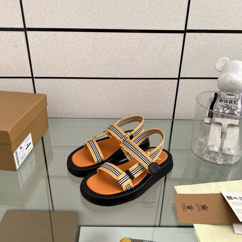 2024 Burberry 凉鞋 0402
