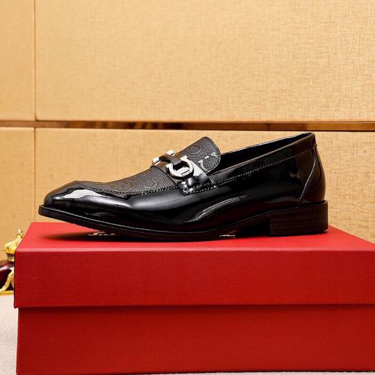 Ferragamo sz38-45 mnh0331