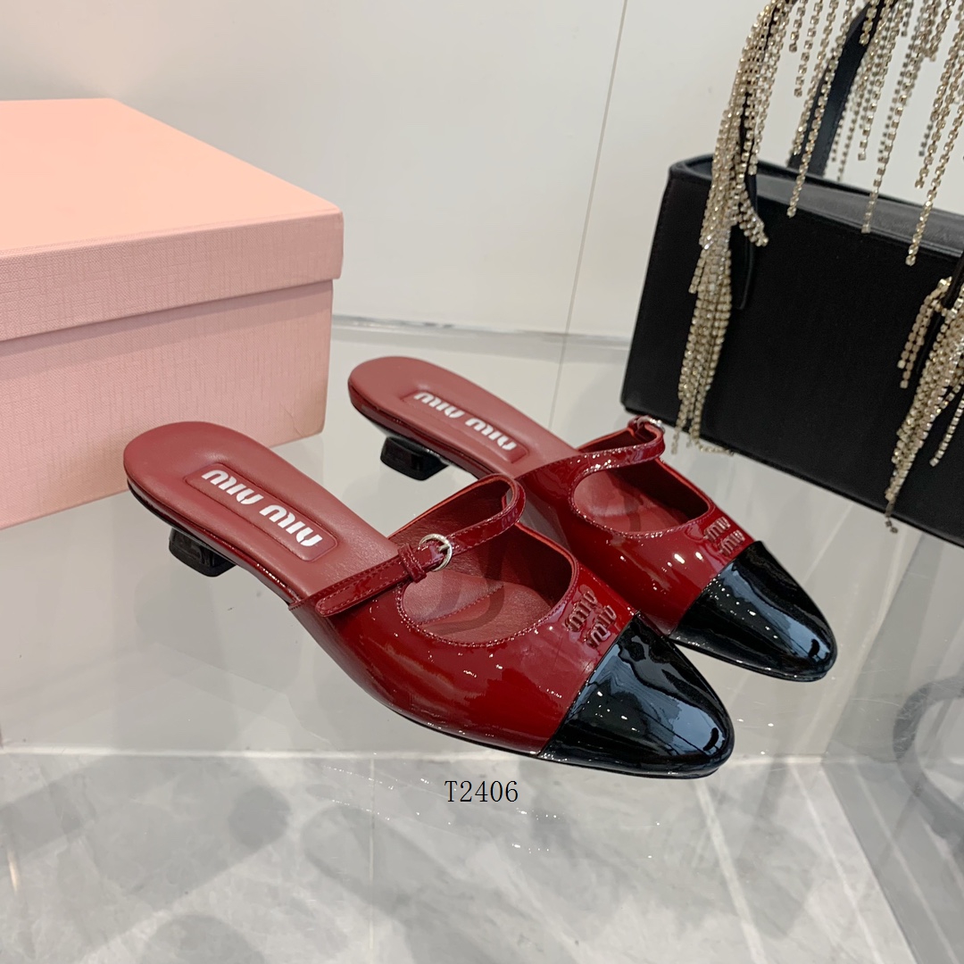 Miu Miu Mid Heels 0324