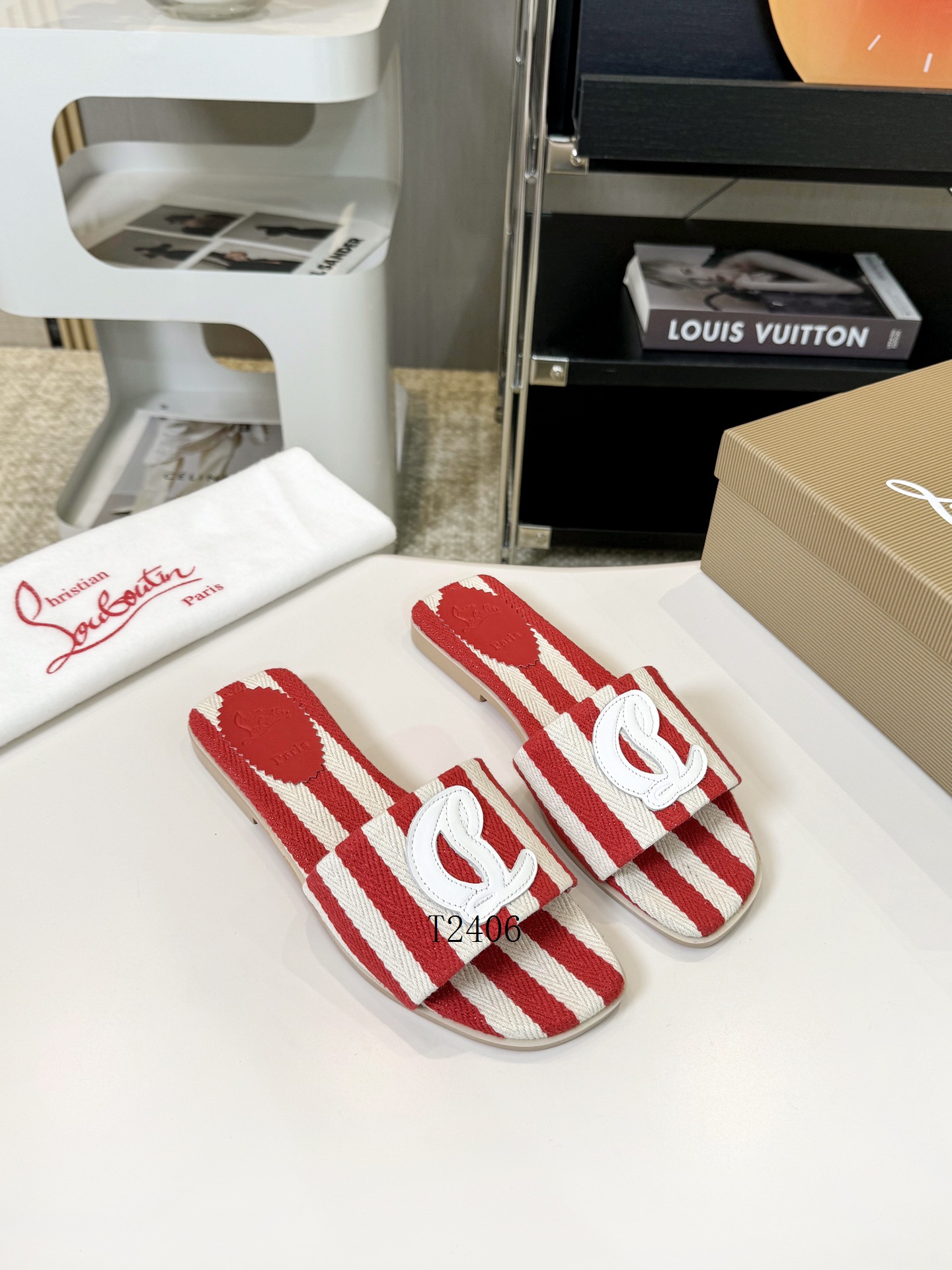 Christian Louboutin 女拖鞋 0609