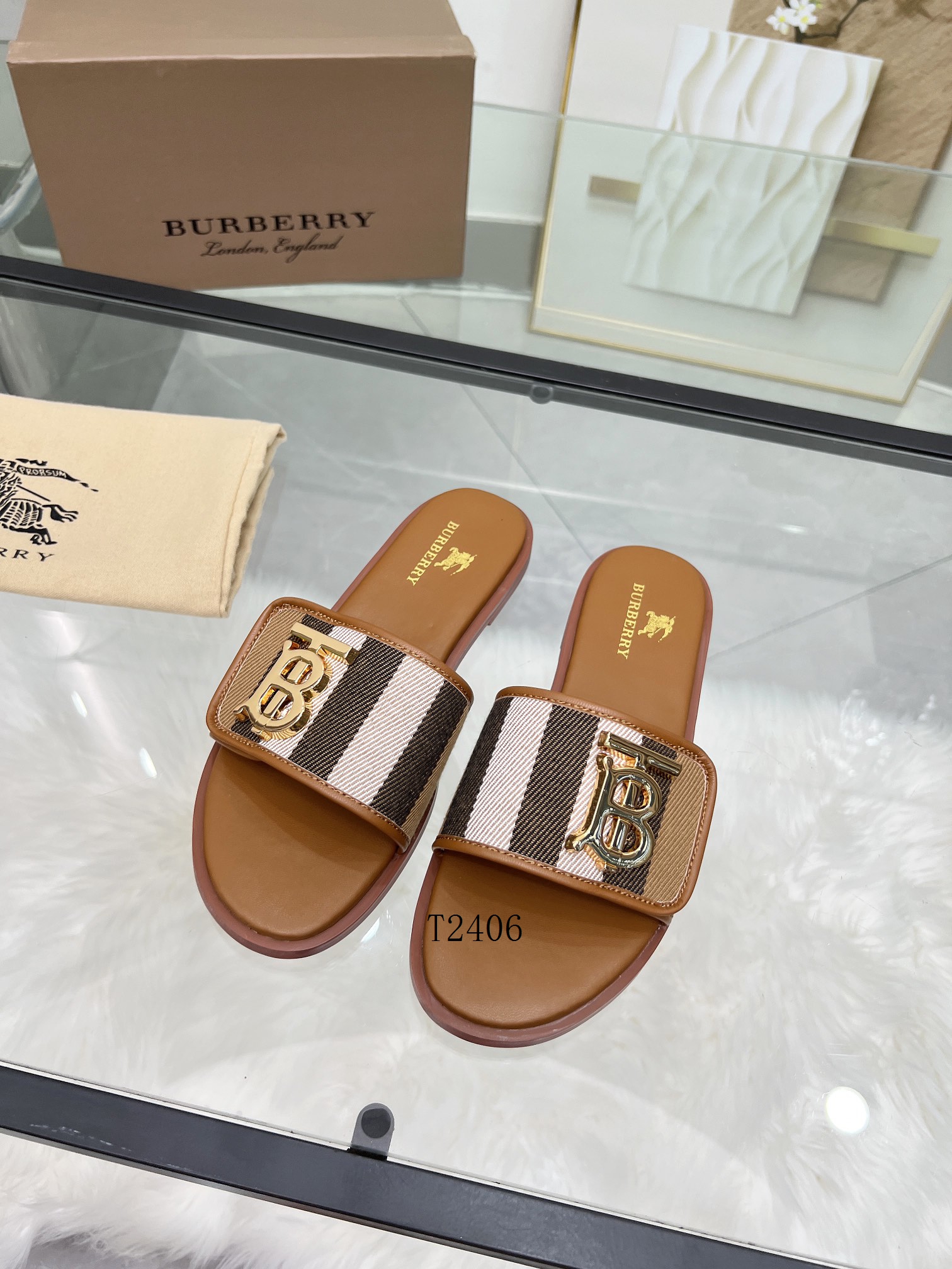 Burberry sz35-43 h0606
