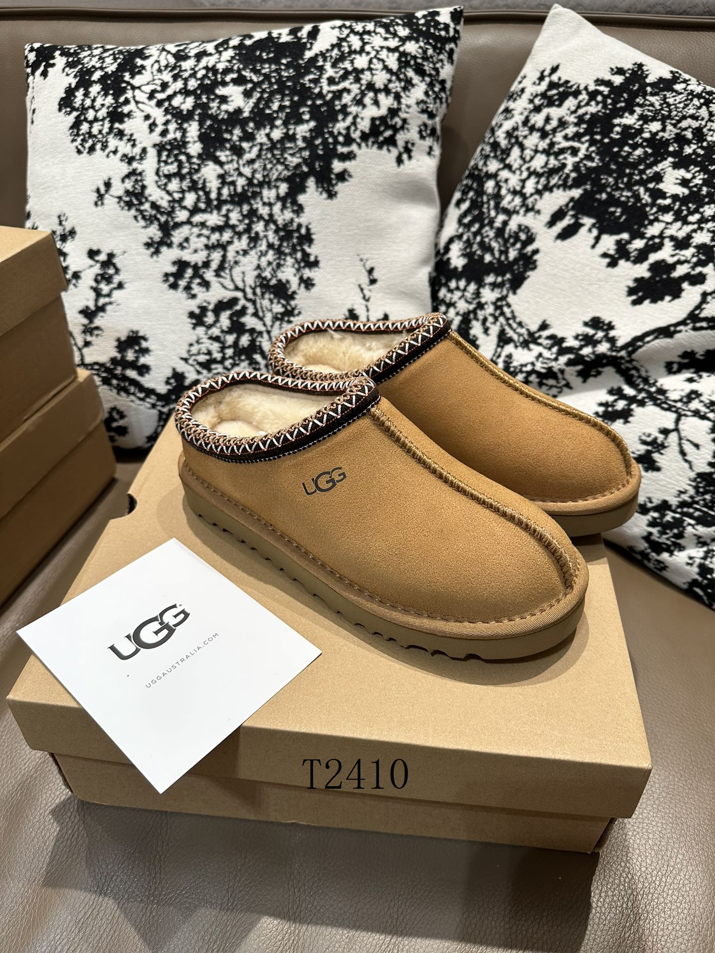 UGG Slippers Men 0103