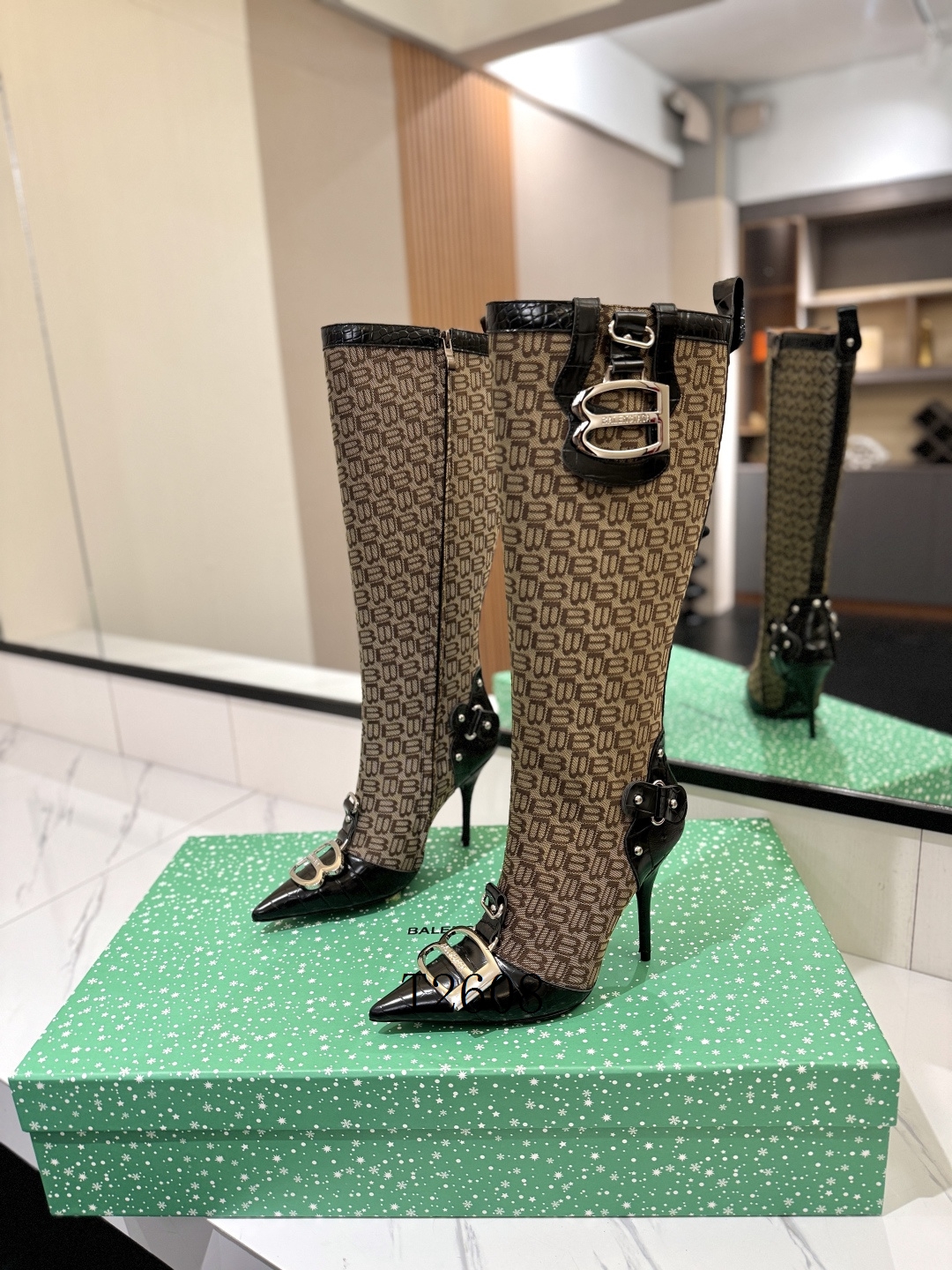 Balenciaga Long Boots Women 0817