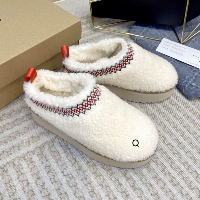 UGG sz35-40 J1110
