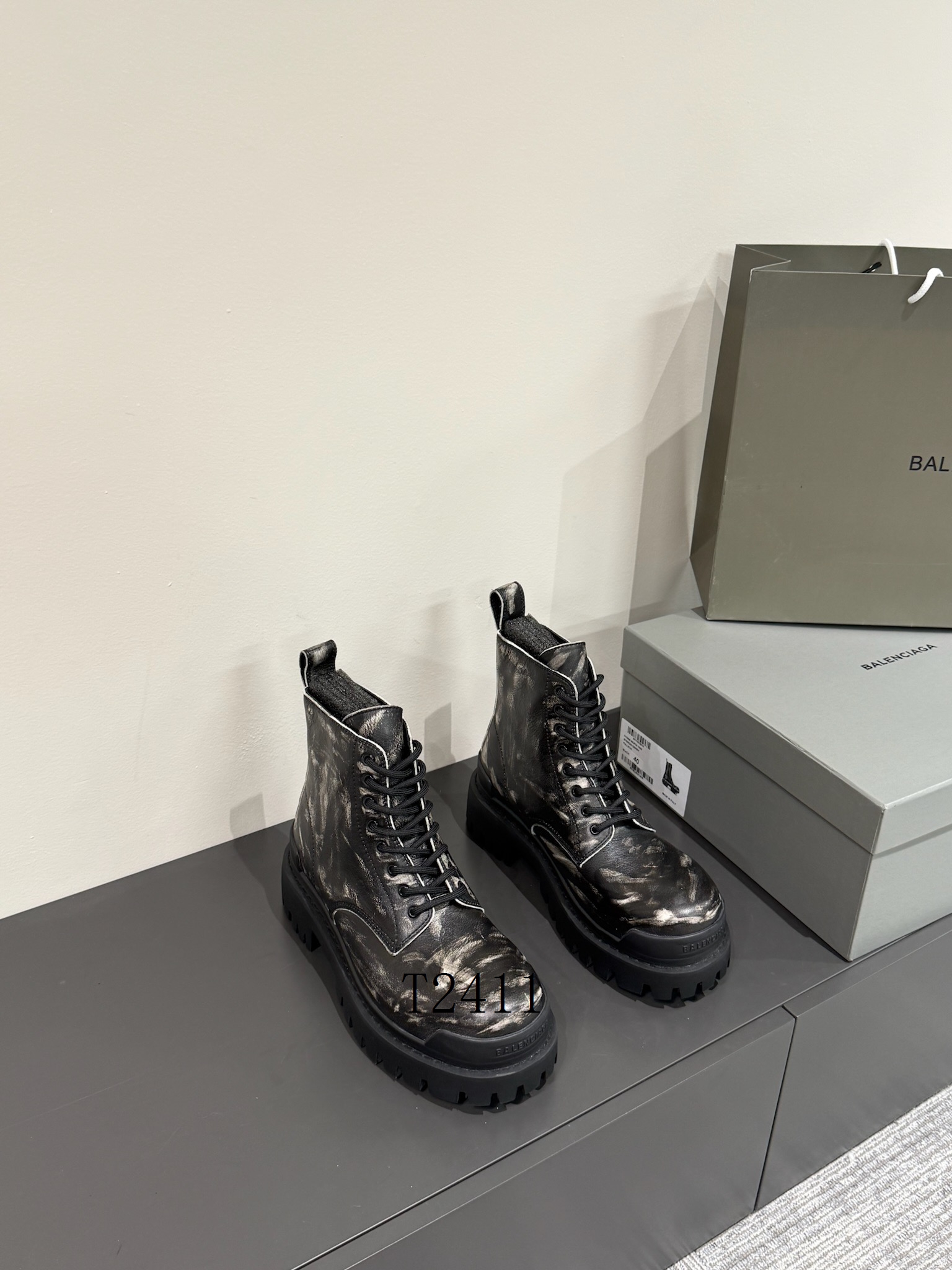 Balenciaga sz39-45 h1106