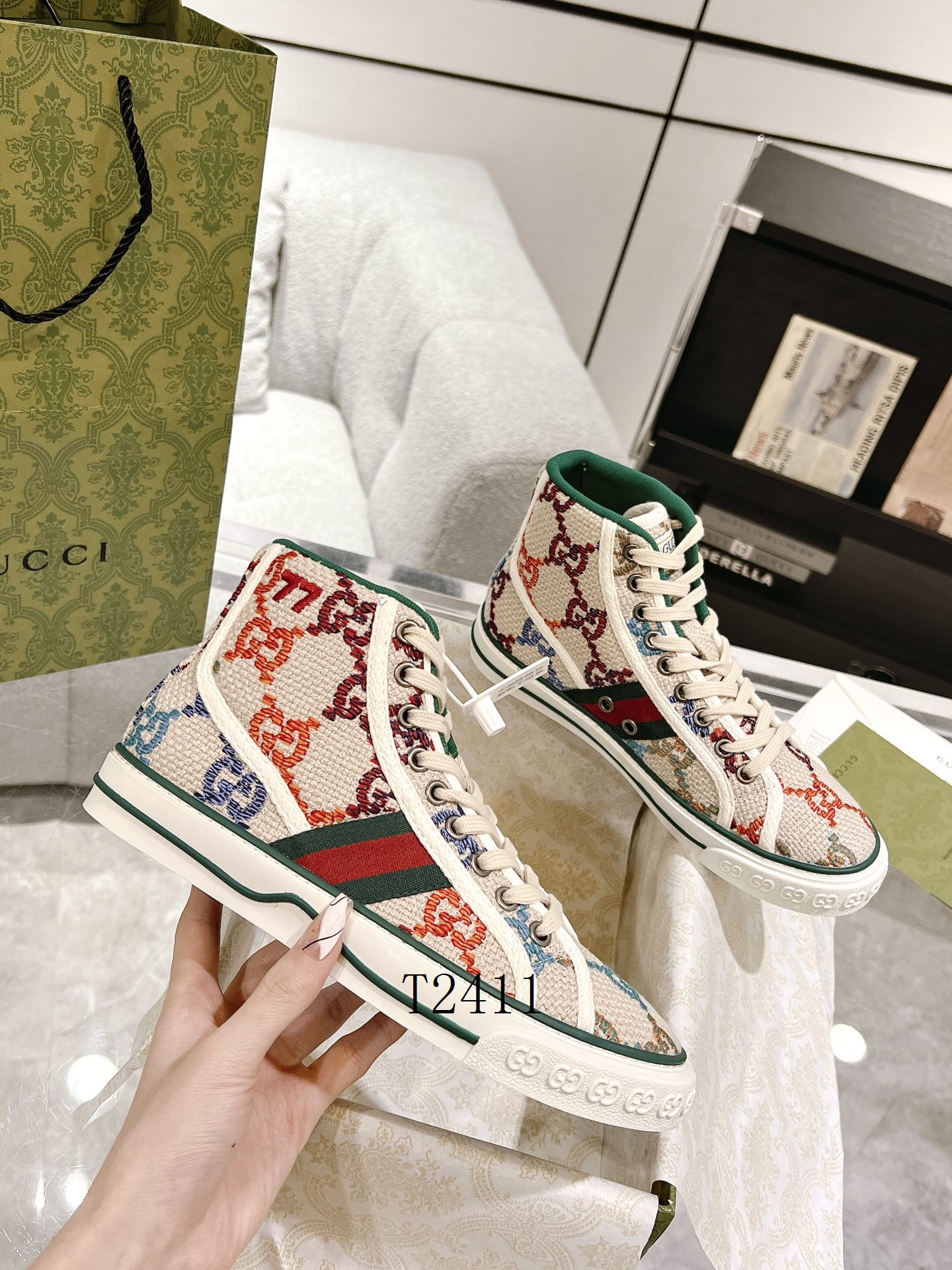 Gucci sz39-44 h1101