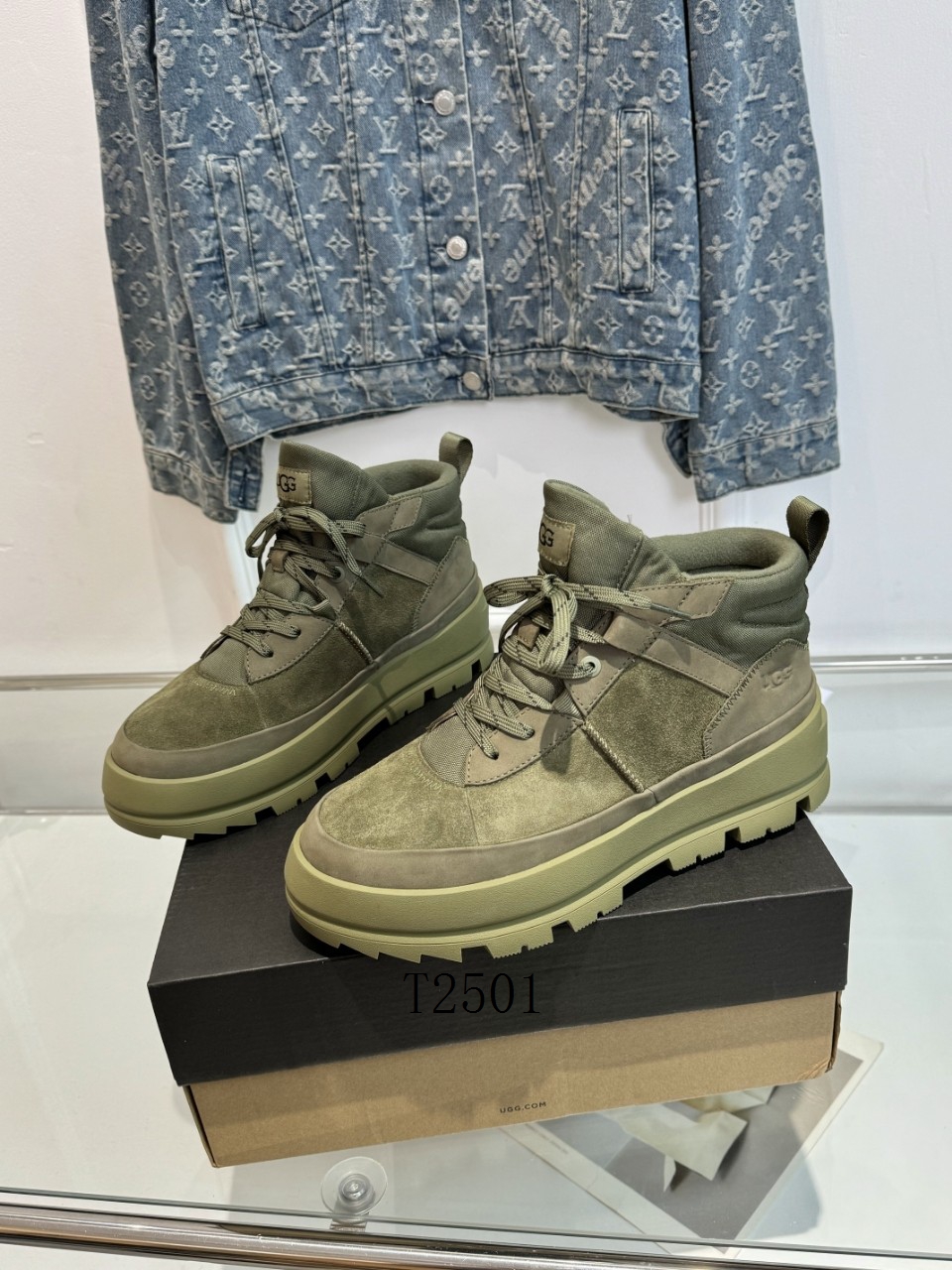UGG sz35-40 h0101