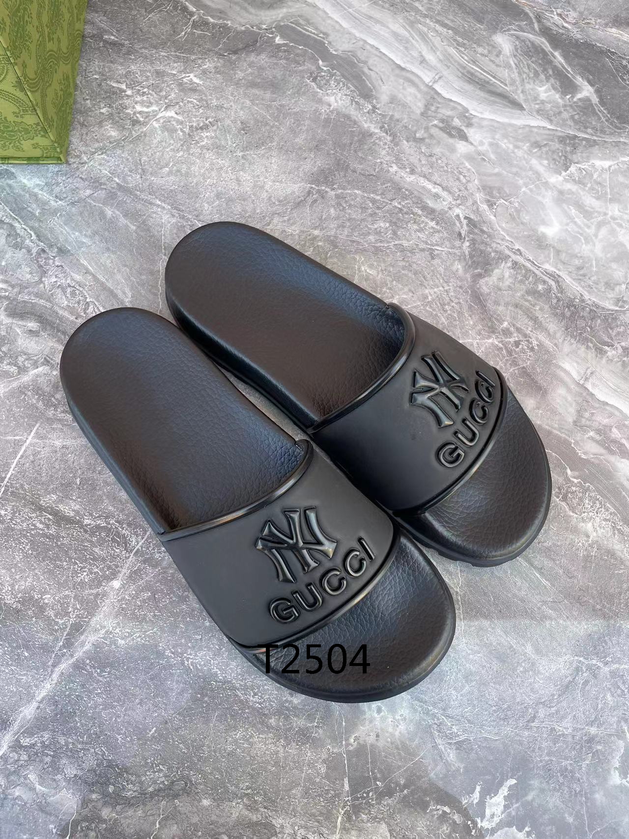 Gucci sz 38-46 h0510
