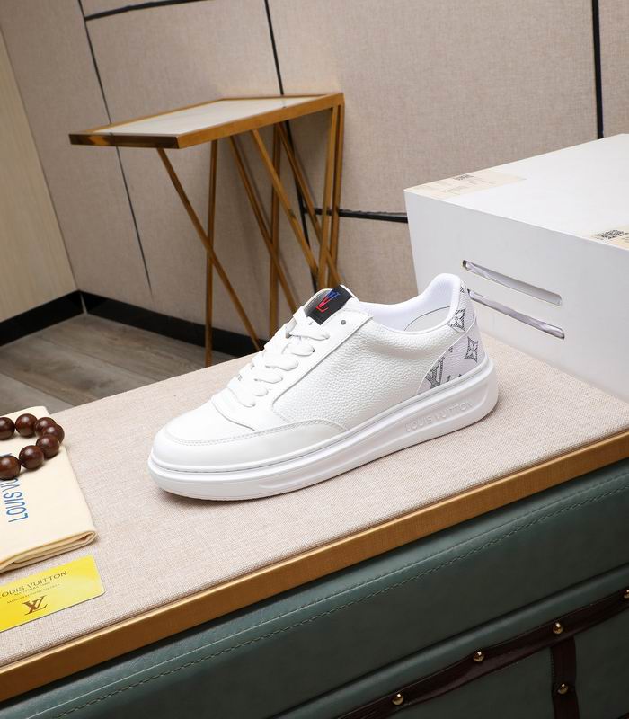 LV sz38-44 hnh0559