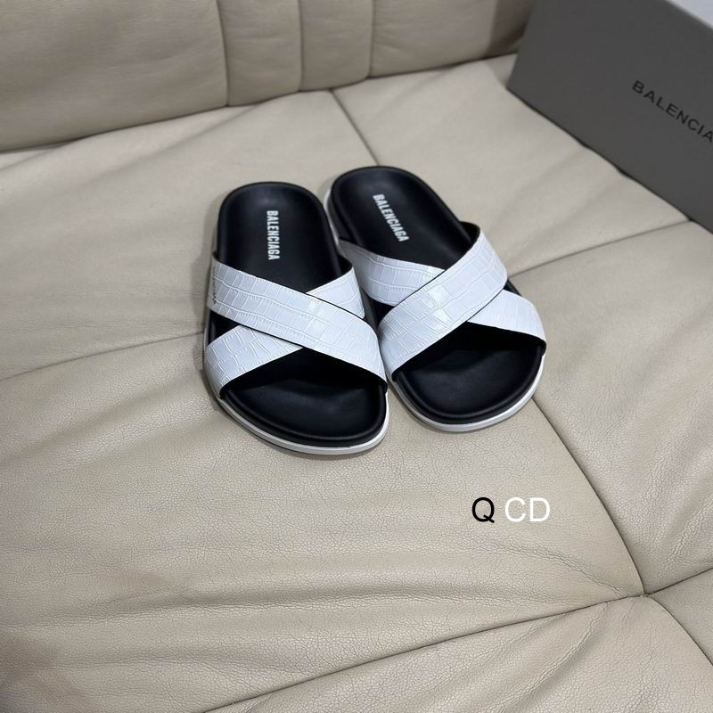 Balenciaga sz38-45 CD0602