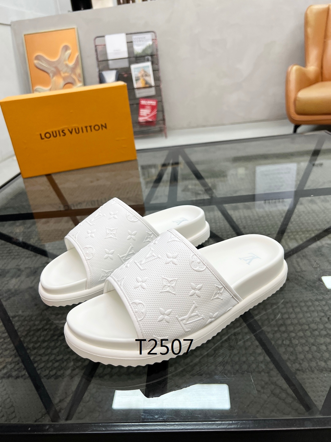 LV shoes 38-46 h0701