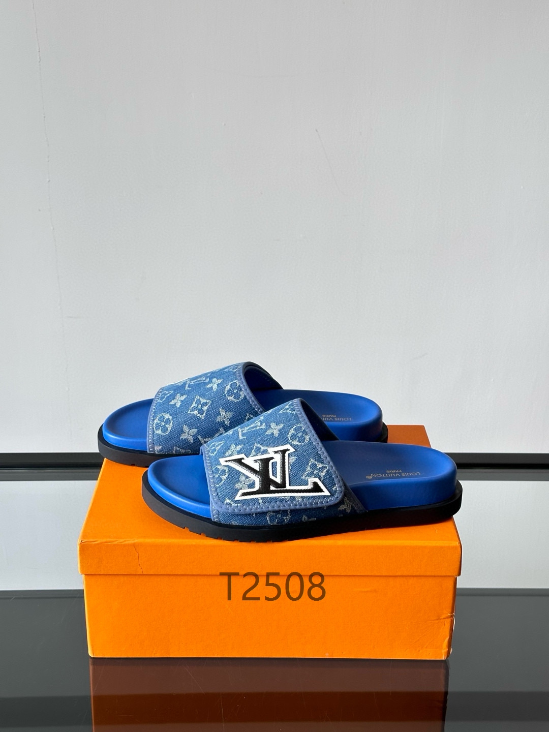 LV shoes 38-46 h0804