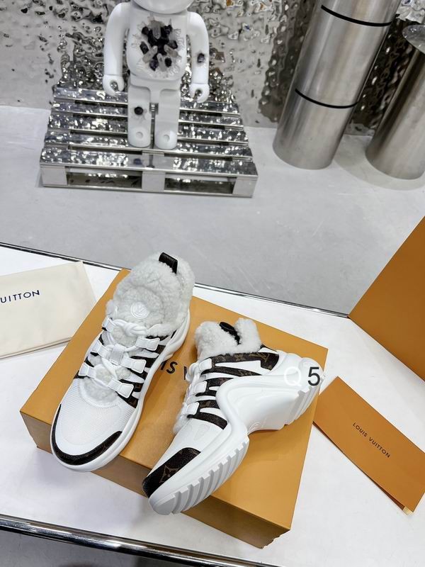 LV sz35-41 JY0102