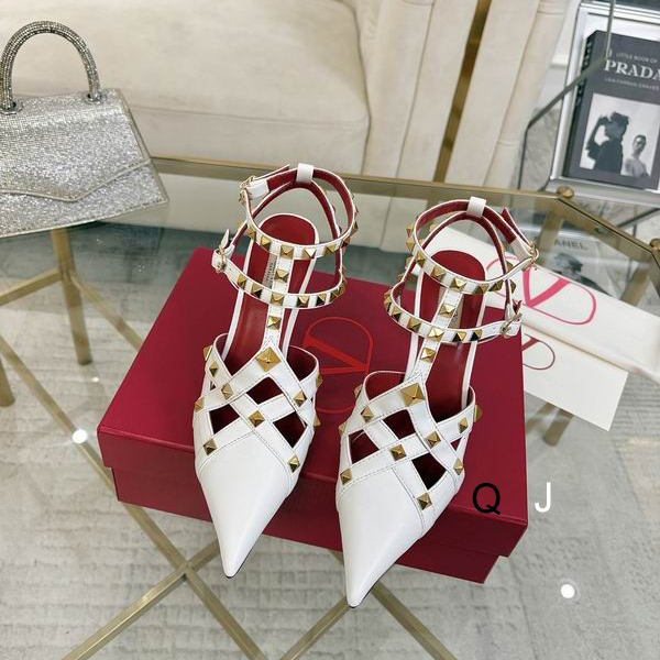 Valentino sz35-40 XJ0311
