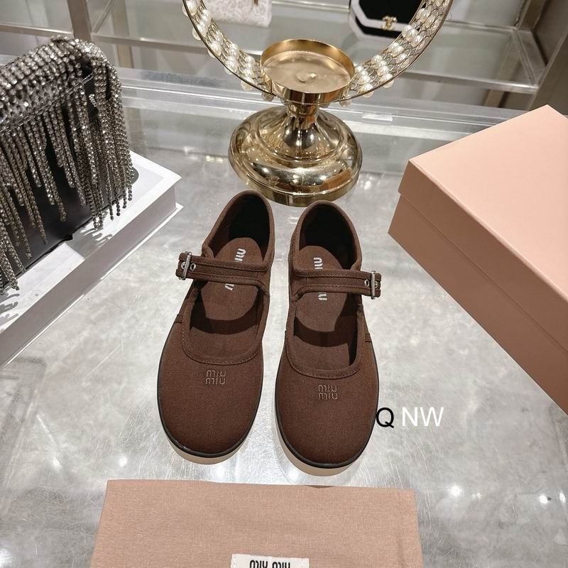 MiuMiu sz35-40 NW0405