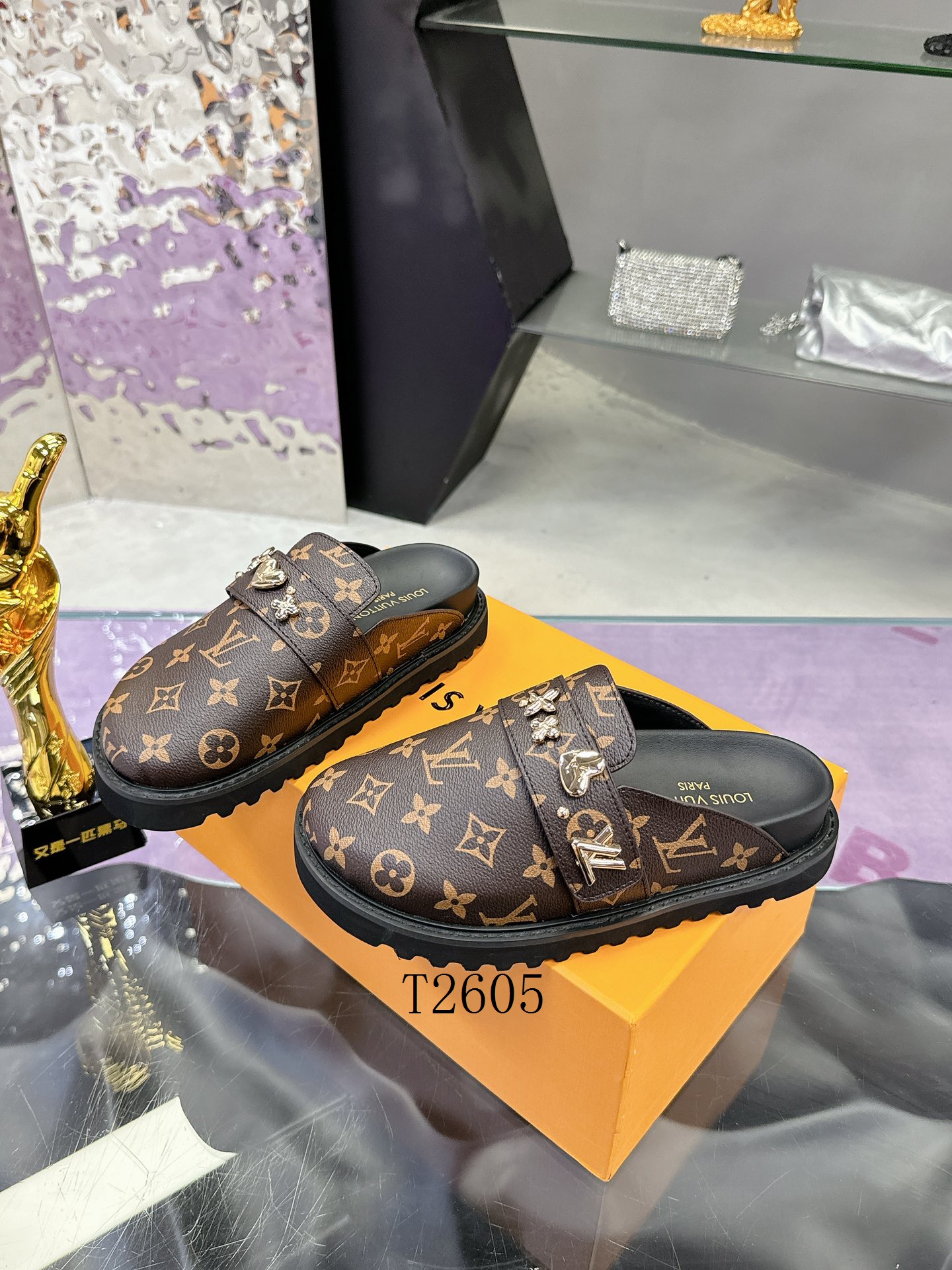 LV sz35-41  h0502