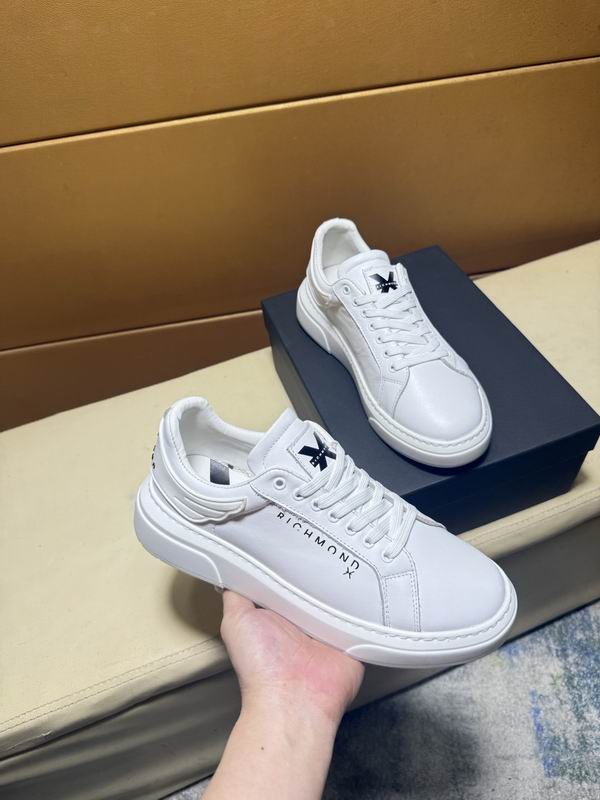 Richard sz38-44 hnx0403