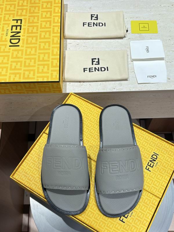 2026 Fendi Slippers Men 0802