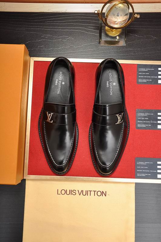 LV sz38-45 hnx0513