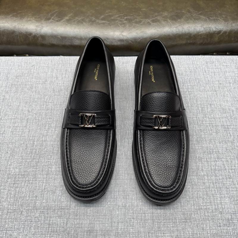 LV sz39-44 hnx0606