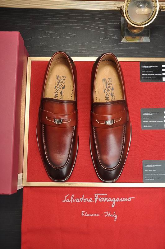 Ferragamo sz38-45 hnx0607