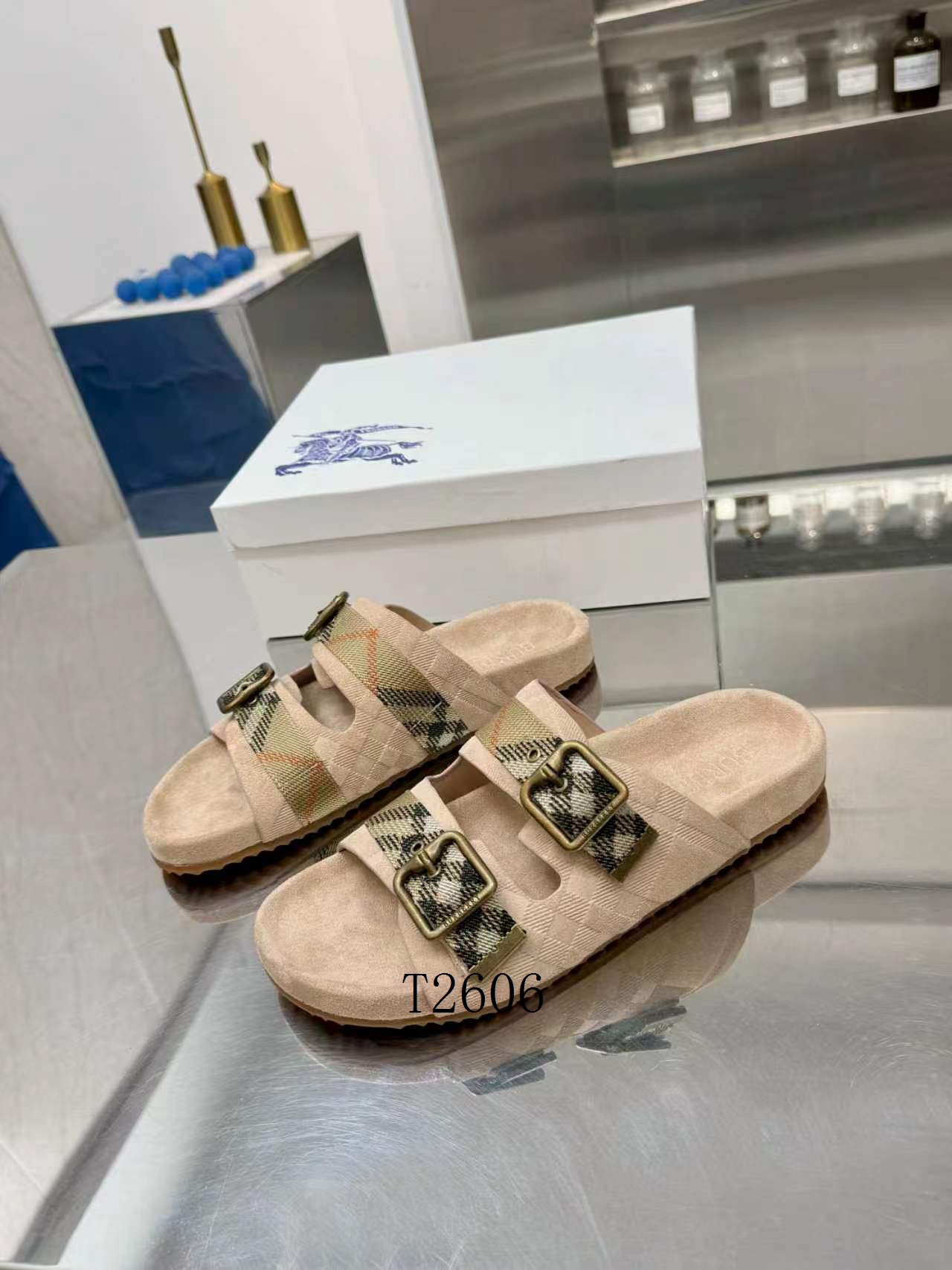 Burberry sz35-41  h0602