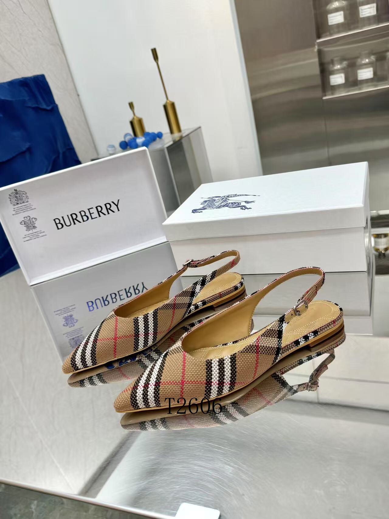 Burberry sz35-41 h0601