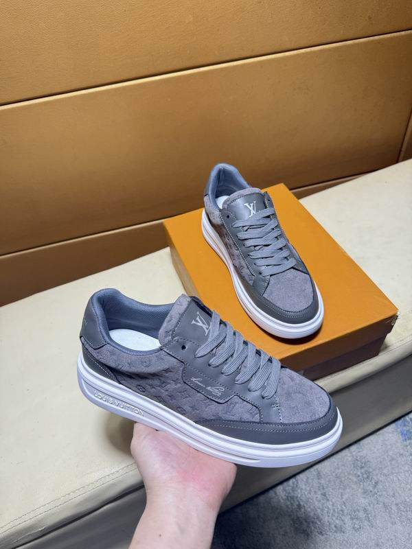LV sz38-44 hnx0617