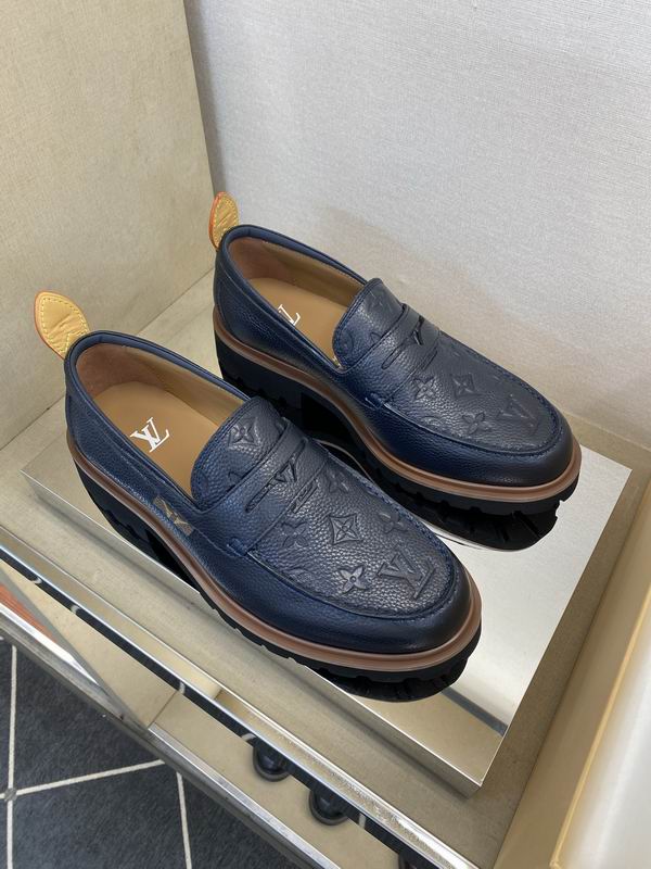 LV sz39-44 hnx0637