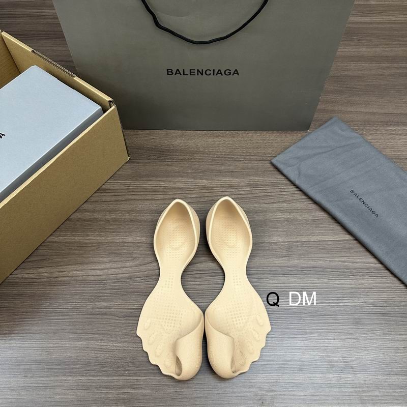 Balenciaga sz40-45 DM0602