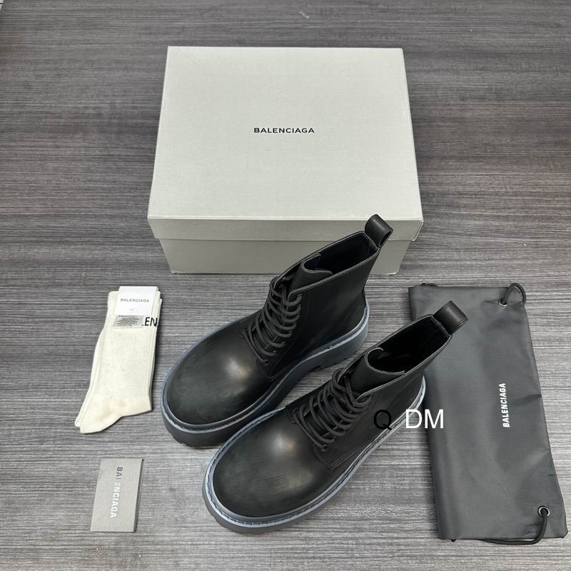 Balenciaga sz39-46 DM0601