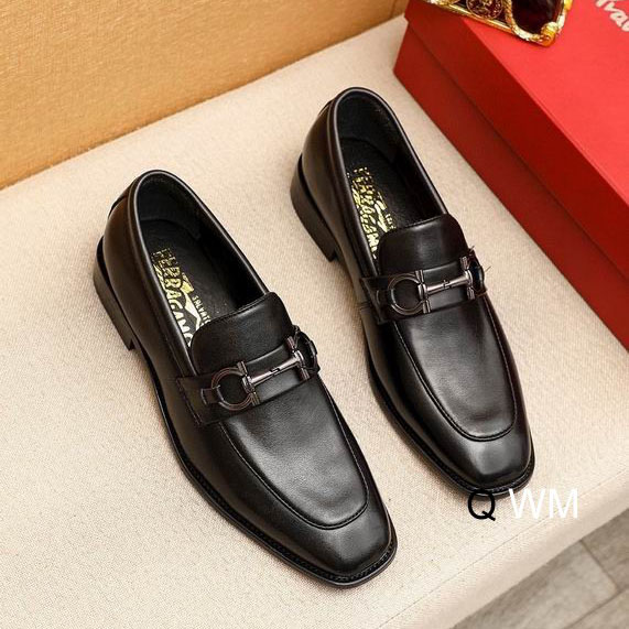 Ferragamo sz39-45 WM0703