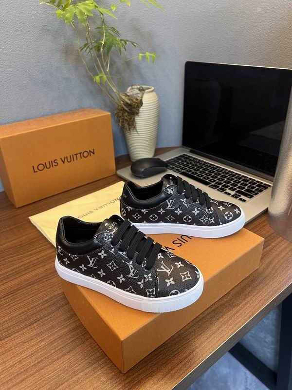 LV kid shoes