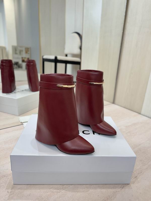 2025 Givenchy Women's Boots 0815