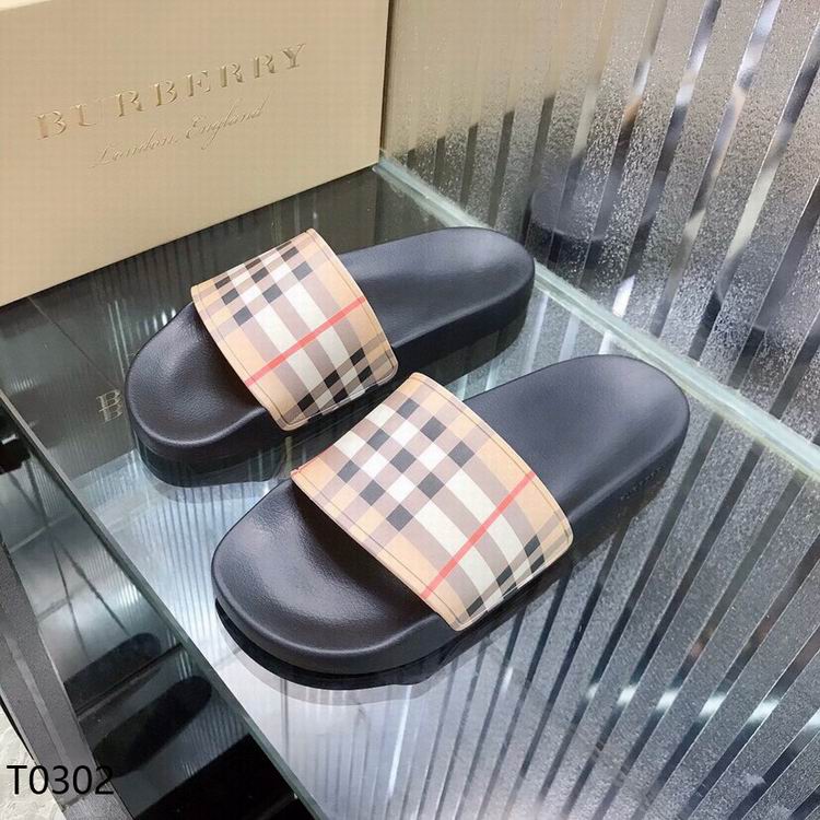 Burberry 女拖鞋 0630