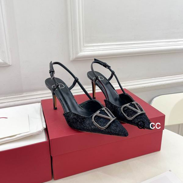 Valentino 高跟鞋 Ts
