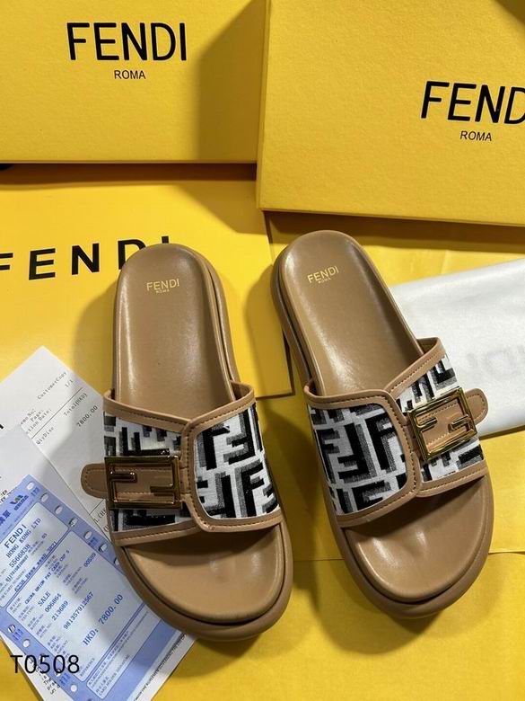 Fendi 女拖鞋 0124
