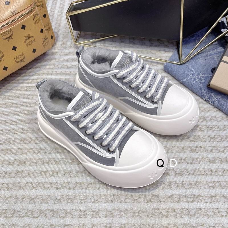 UGG 女低帮  Ts