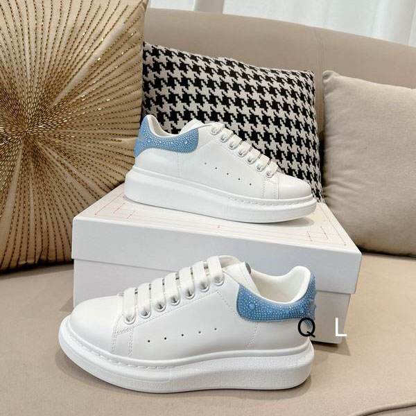 Alexander Mcqueen