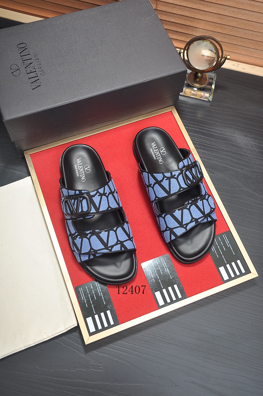 Valentino Slippers 0802